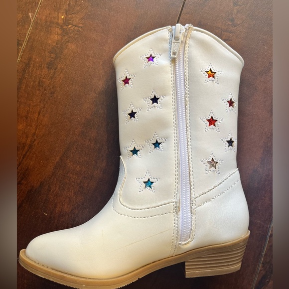 Never worn Tucker + Tate white toddler cowboy boots. Size 10 - Picture 4 of 4